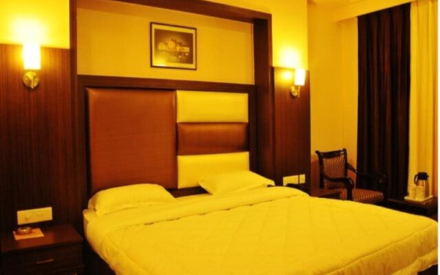 Paramount Hotel