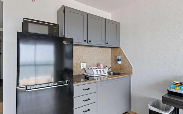 SureStay Studio by Best Western Virginia Beach Oceanfront