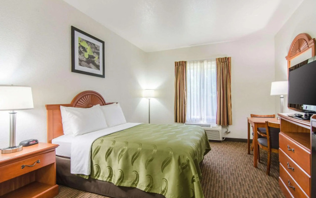 Quality Inn Junction City - Near Fort Riley
