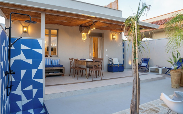Blue Riad