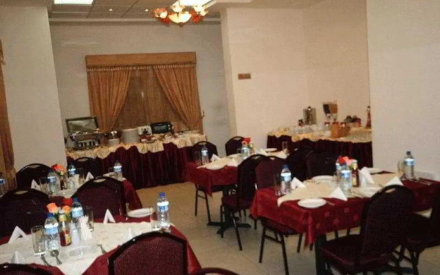Rose Garden Hotel Apartments - Bur Dubai
