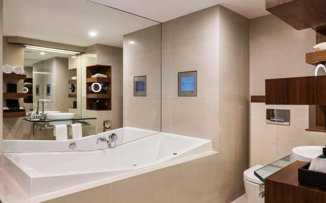 Sofitel Queenstown Hotel & Spa