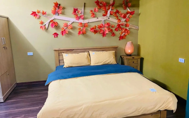 Wooden House 38 Hang Cot - 5' to HoanKiem Lake & Al Noor Mosque – Guest Rooms – Hanoi