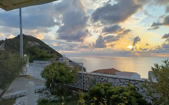 Inviting 1-bed Apartment in Agios Nikitas