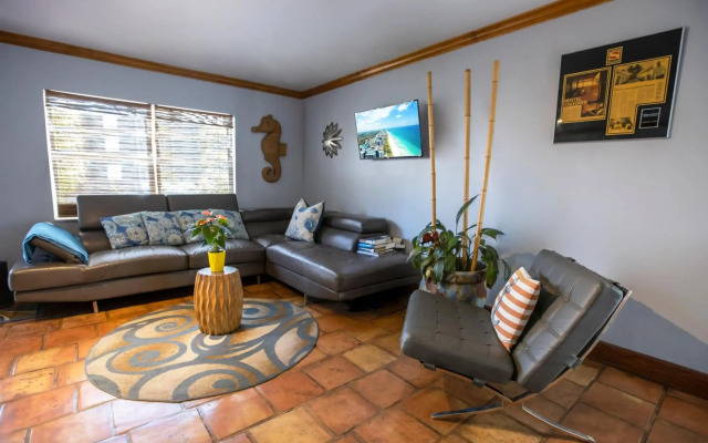 Hollywood Beach Suites