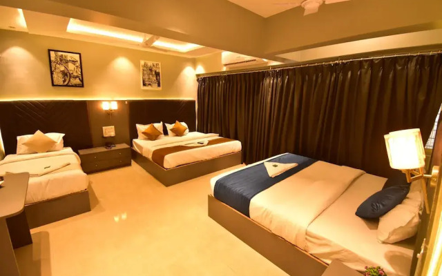 Dhanvantari Hotel