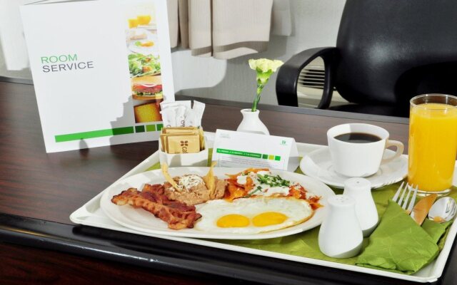 Holiday Inn Tijuana Zona Rio by IHG