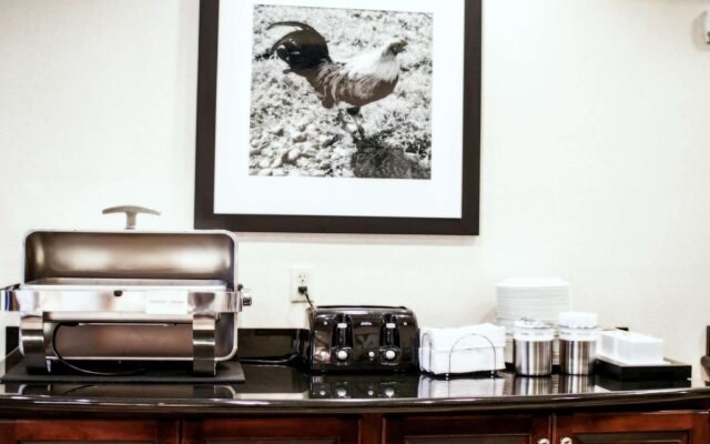 Hampton Inn London-North