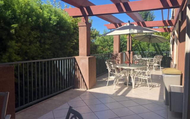 Holiday Inn Express & Suites Mountain View Silicon Valley by IHG