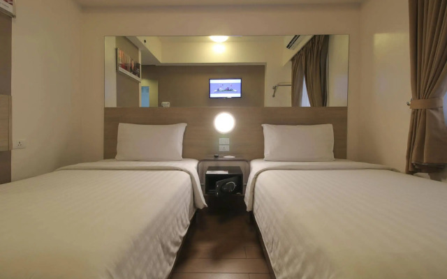 Red Planet Quezon City Timog