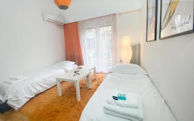 2 bedroom apartment close to Piraeus port