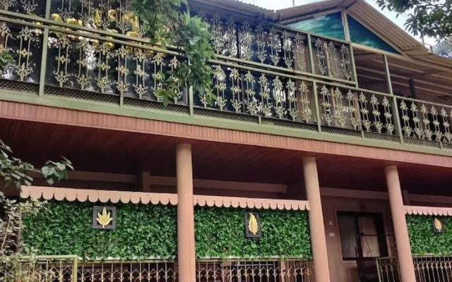 Pan Hill Hotel