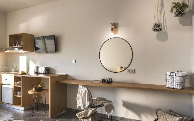 Villa Di Mare Seaside Suites