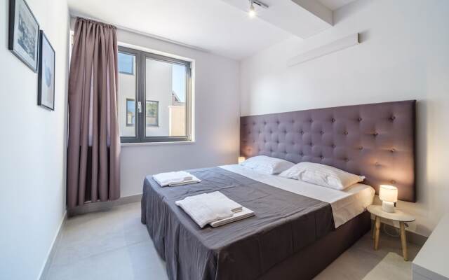 Sutivan Luxury Apartments