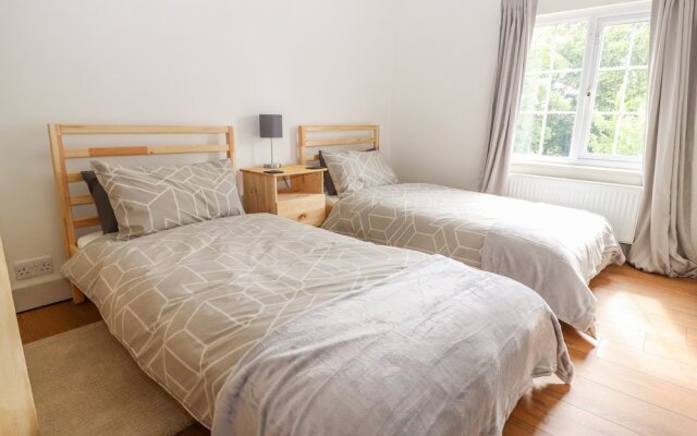 Well House Farm Flat 2