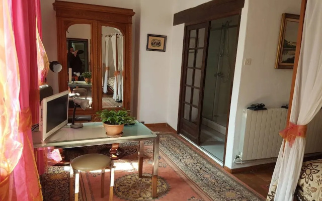 Chambre d'Hotes Presbytère St Symphorien