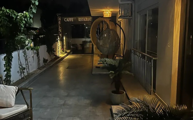 Deadel Hotel