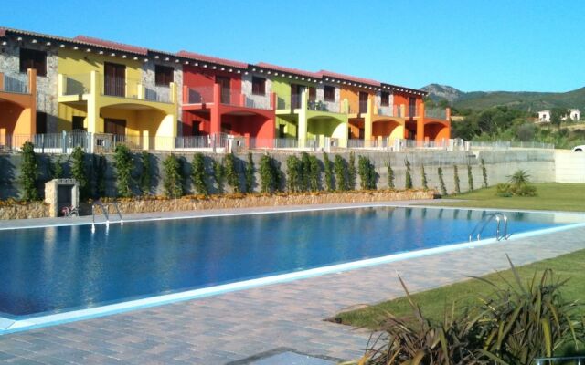 Panoramic Villa With Pool, Near the Beach