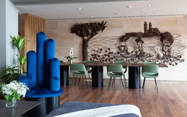 Отель Dolce by Wyndham Barcelona Resort