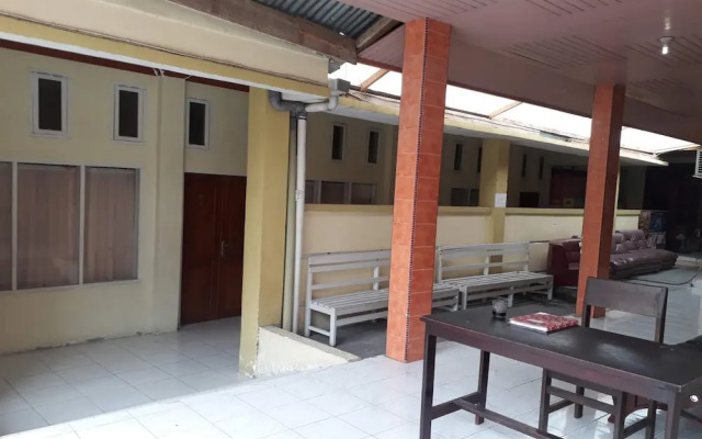 OYO 94112 Homestay Ananda Luwuk