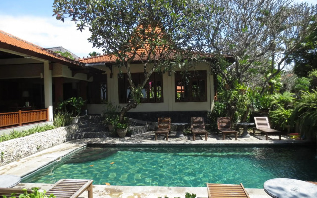 Besakih Beach Hotel