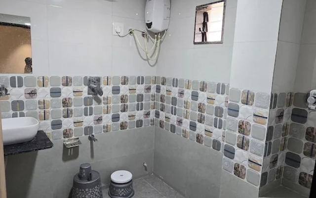 Gokul Guest House