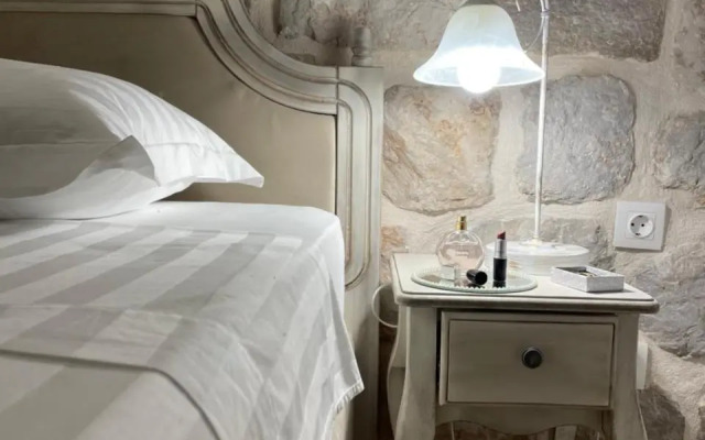 Dubrovnik Throne Suite II.