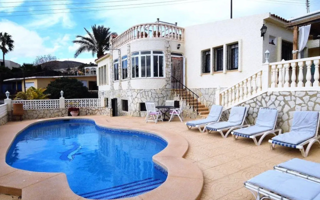 Lavish Villa in Coveta Fumá With Private Swimming Pool