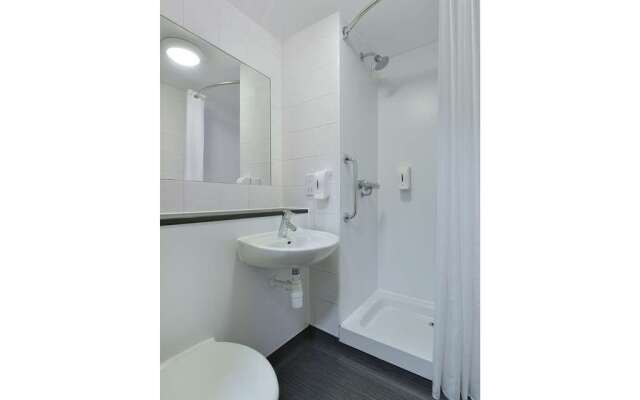 Travelodge Hotel - London Romford