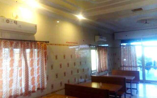 Mgh 112 Bhagyashali Hotel & Guest House