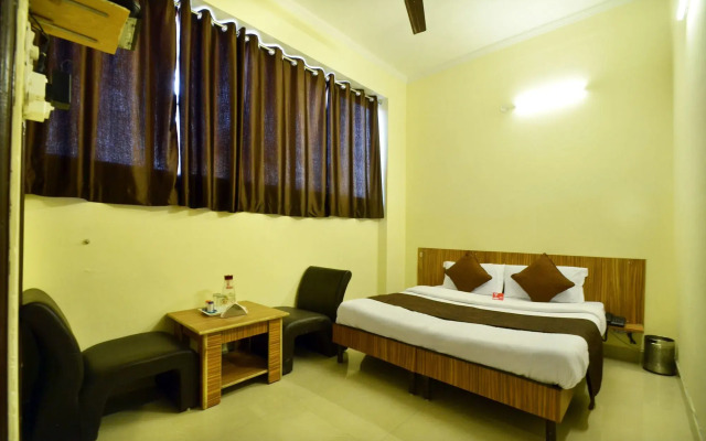 OYO 8424 Hotel Sunflower