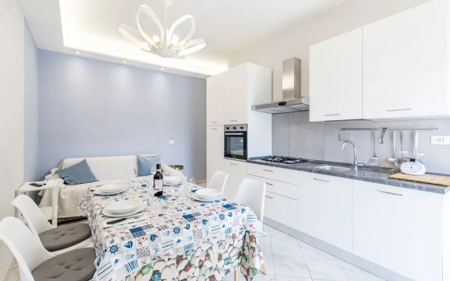 Bedo House Beach Front