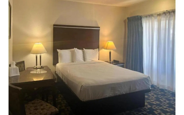 Motel 6 Oceanside, CA Marina / Camp Pendleton