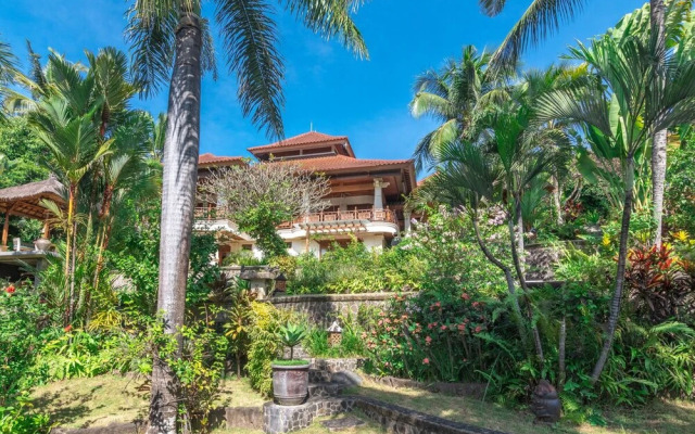 Villa Gunung Paradise Retreat