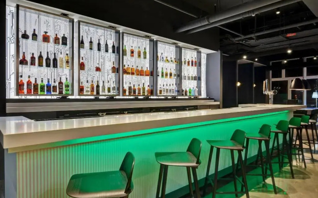 Aloft Secaucus Meadowlands