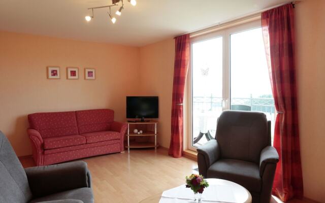 Cozy Apartment With Garden in Düdinghausen