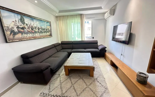 SHRTSTAYS Guesthouse