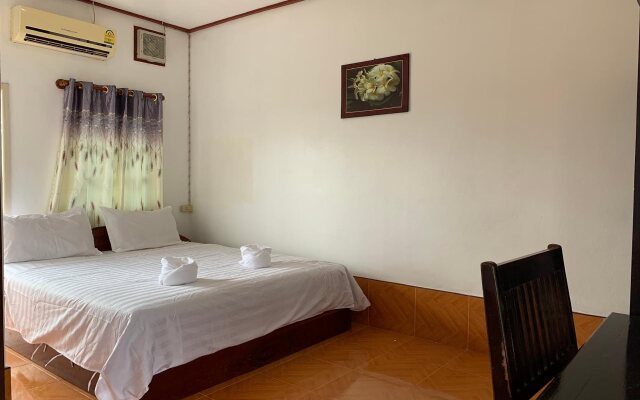 Dalom Guesthouse