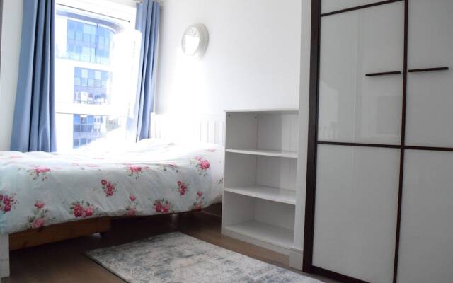 1 Bedroom Apartment in Imperial Wharf