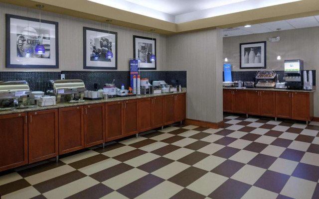 Hampton Inn Woodbridge