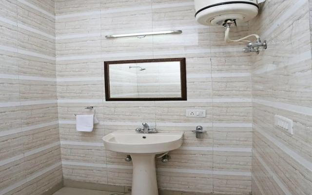 OYO 10257 Hotel Lotus Park