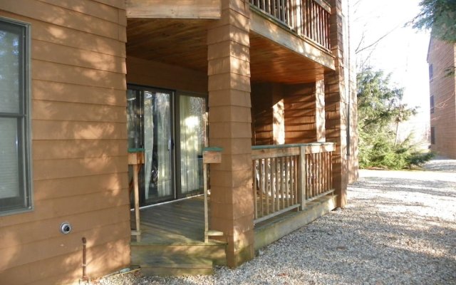 Pet Friendly Deer Park Riverfront Condo Sleeping 8 - Dp246w