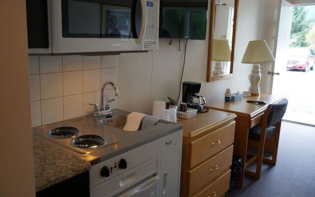 Chalet Inn