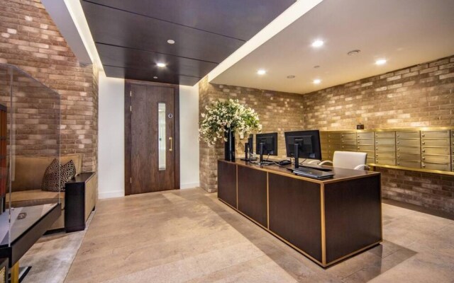 Luxury Manhattan 2 Bed Battersea