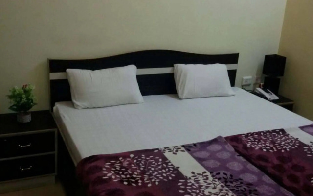 Hotel Om Complex