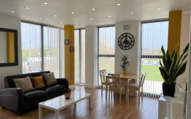 Castle Quarter Apartment with Free on site Parking