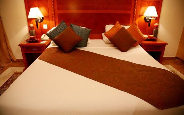Grand Midwest Hotel