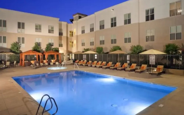 Global Luxury Suites in Walnut Creek