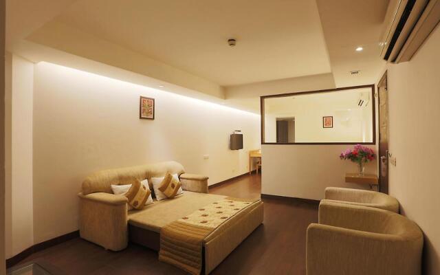 Arch Plaza - Near Yashobhoomi Convention Centre Dwarka