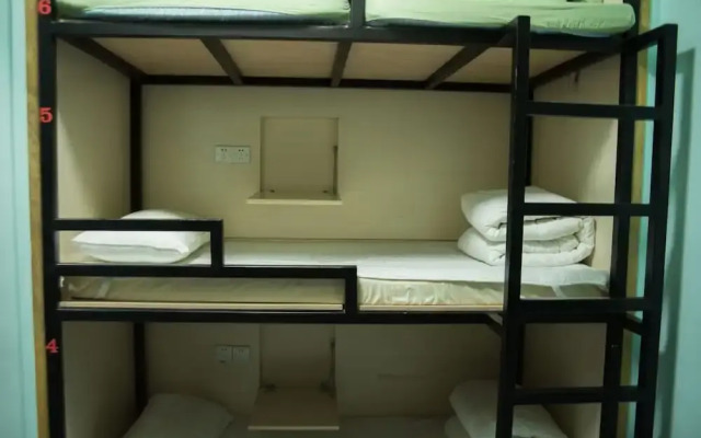 Hangzhou Wulin Youth Hostel